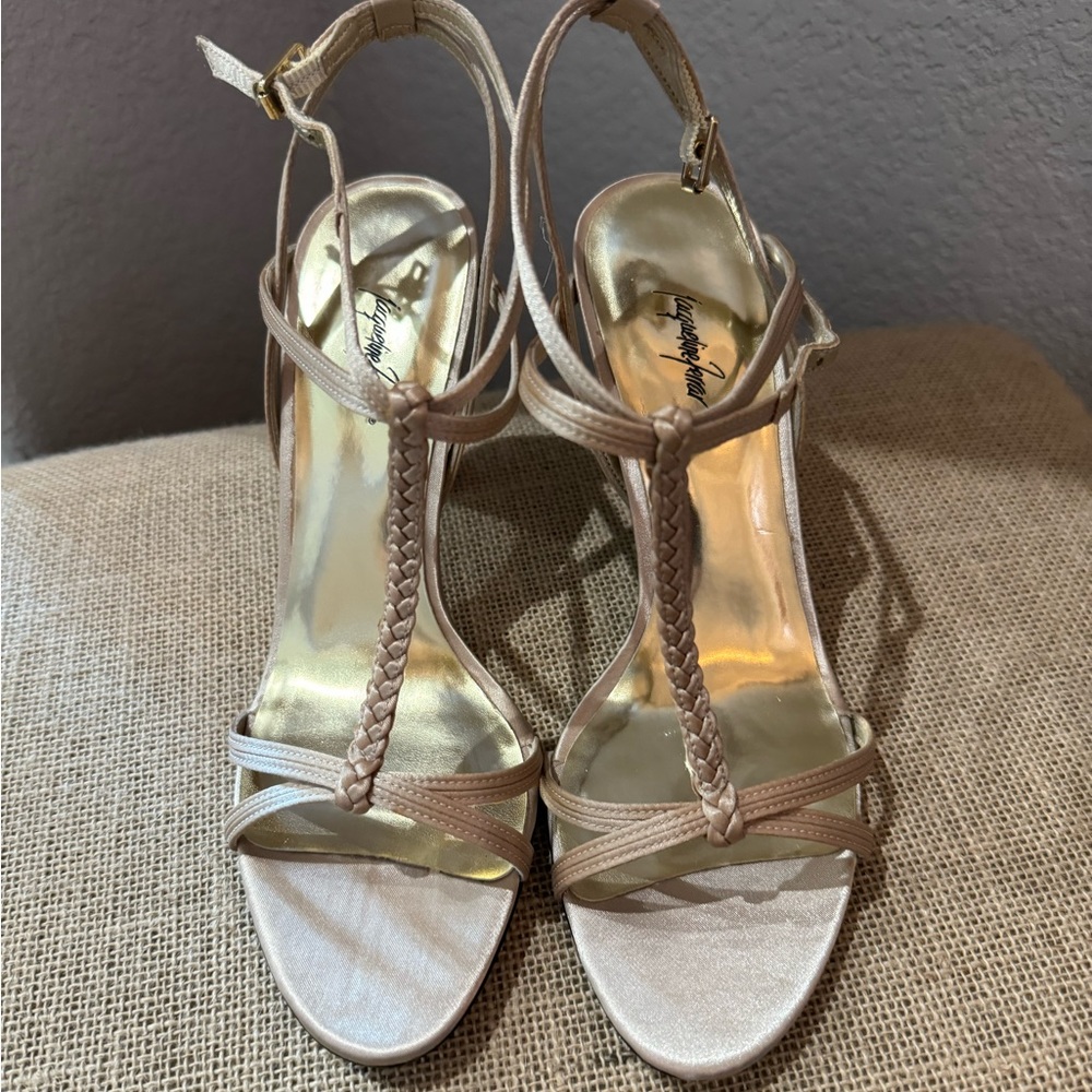 Women’s Jacqueline Ferrar Natasha Gold strap heel